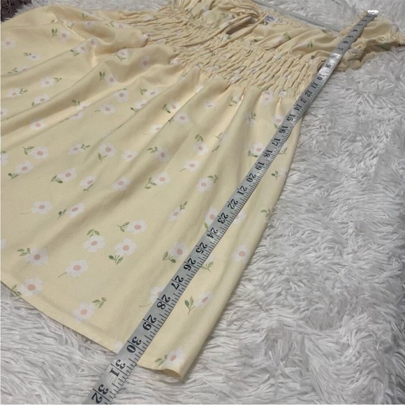 Princess Polly x Bella Fioni Mini Dress in Yellow Floral Size 10 - Picture 5 of 7